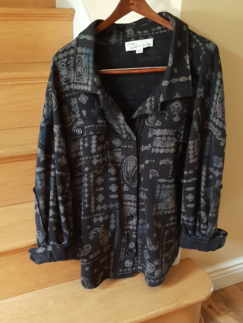 Vintage Havana Black Button-Down Shirt with Gray Paisley Print